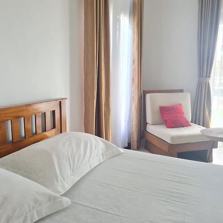 Inang Amang Homestay ลาบวนบาโจ ภายนอก รูปภาพ