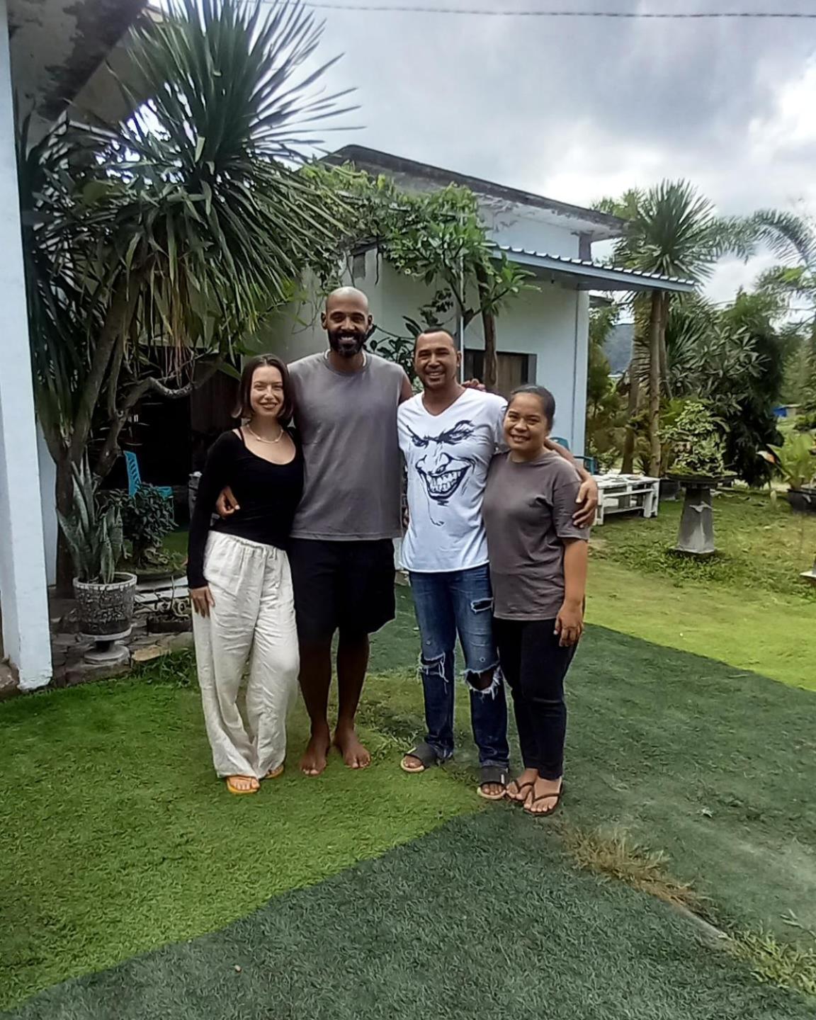 Inang Amang Homestay ลาบวนบาโจ ภายนอก รูปภาพ